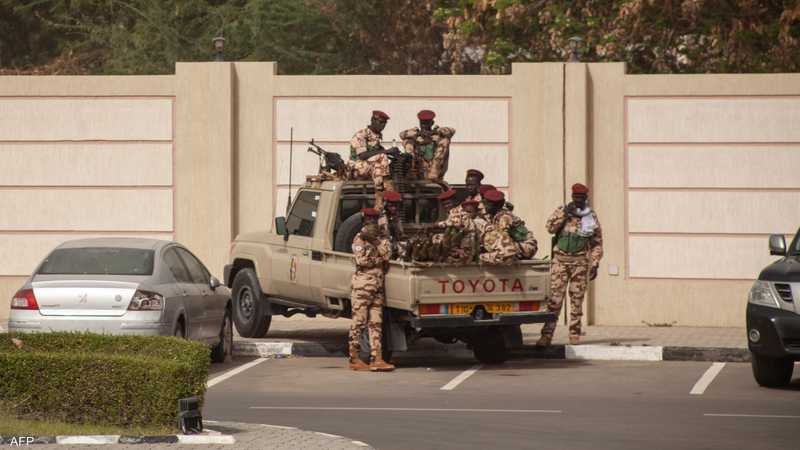 ديبي ينزل إلى الشارع: إجراءات أمنية مشددة في نجامينا قبيل تظاهرات 2 مايو ديبي ينزل إلى الشارع: إجراءات أمنية مشددة في نجامينا قبيل تظاهرات 2 مايو