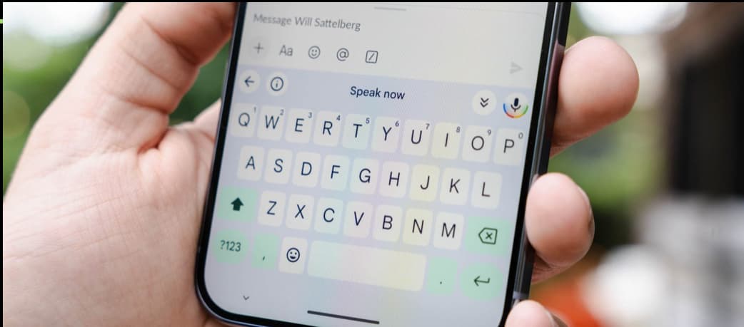 Google Pixel يغير مفهوم الإملاء الصوتي ويجعل تجربة باقي الهواتف أسوأ لكن هناك إصلاح قريب في الطريق Google Pixel يغير مفهوم الإملاء الصوتي ويجعل تجربة باقي الهواتف أسوأ لكن هناك إصلاح قريب في الطريق