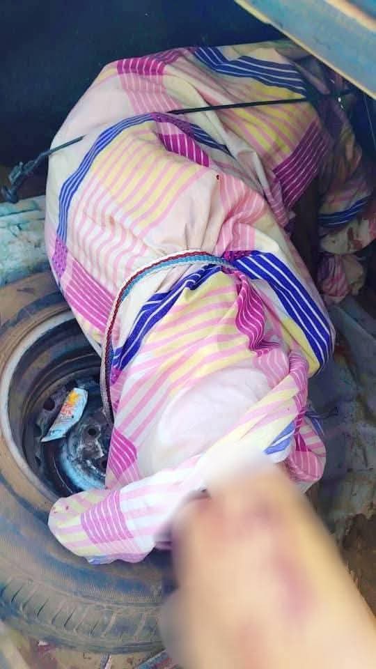 كمين محكم ينهي رحلة الهروب.. ضبط قتلة حاولوا تهريب جثـ.ـة جنوب الخرطوم كمين محكم ينهي رحلة الهروب.. ضبط قتلة حاولوا تهريب جثـ.ـة جنوب الخرطوم