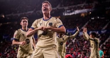 برشلونة يتخطى أوساسونا بثنائية ويقترب من التتويج بالدوري الإسباني برشلونة يتخطى أوساسونا بثنائية ويقترب من التتويج بالدوري الإسباني