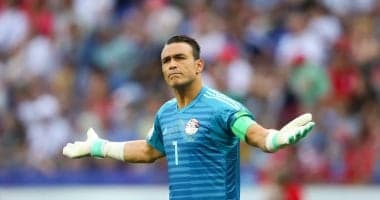 الحضري يتصدر قائمة الأكبر سنا فى تاريخ مشاركات المونديال قبل نسخة 2026 الحضري يتصدر قائمة الأكبر سنا فى تاريخ مشاركات المونديال قبل نسخة 2026