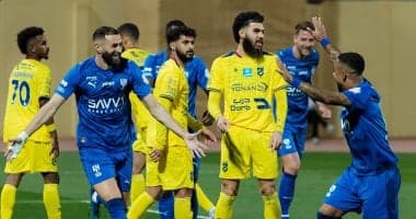 الحزم ضد الهلال.. بنزيما يمنح الزعيم التقدم في الشوط الأول بالدوري السعودي الحزم ضد الهلال.. بنزيما يمنح الزعيم التقدم في الشوط الأول بالدوري السعودي