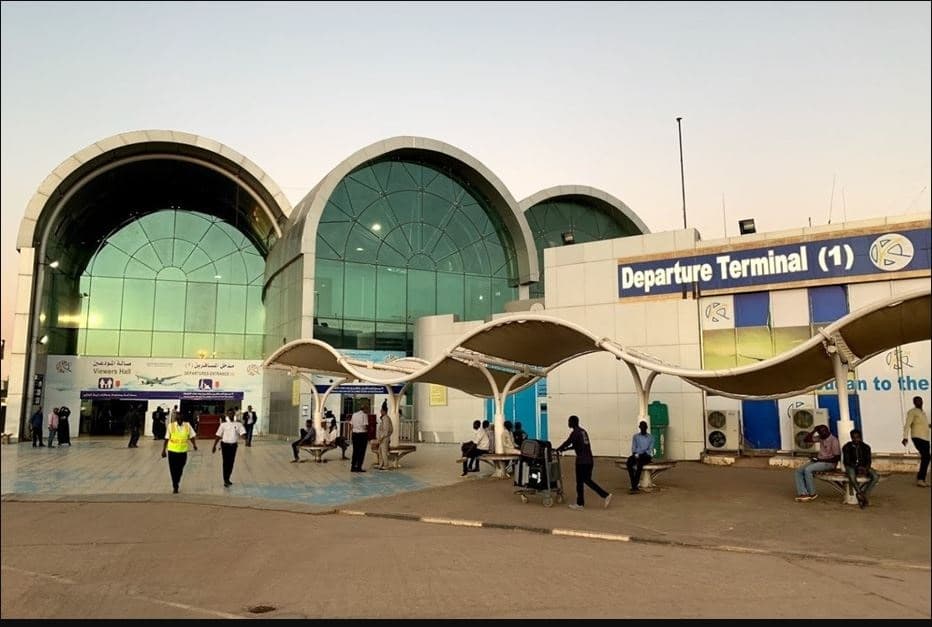 مسيرات مليشيا الدعم السريع تهاجم مطار الخرطوم الدولي مسيرات مليشيا الدعم السريع تهاجم مطار الخرطوم الدولي