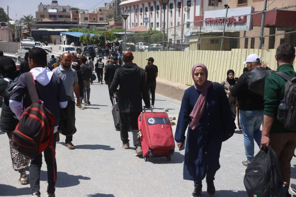 حماس وإسرائيل تتبادلان الردود بشأن خريطة الطريق الأخيرة حماس وإسرائيل تتبادلان الردود بشأن خريطة الطريق الأخيرة