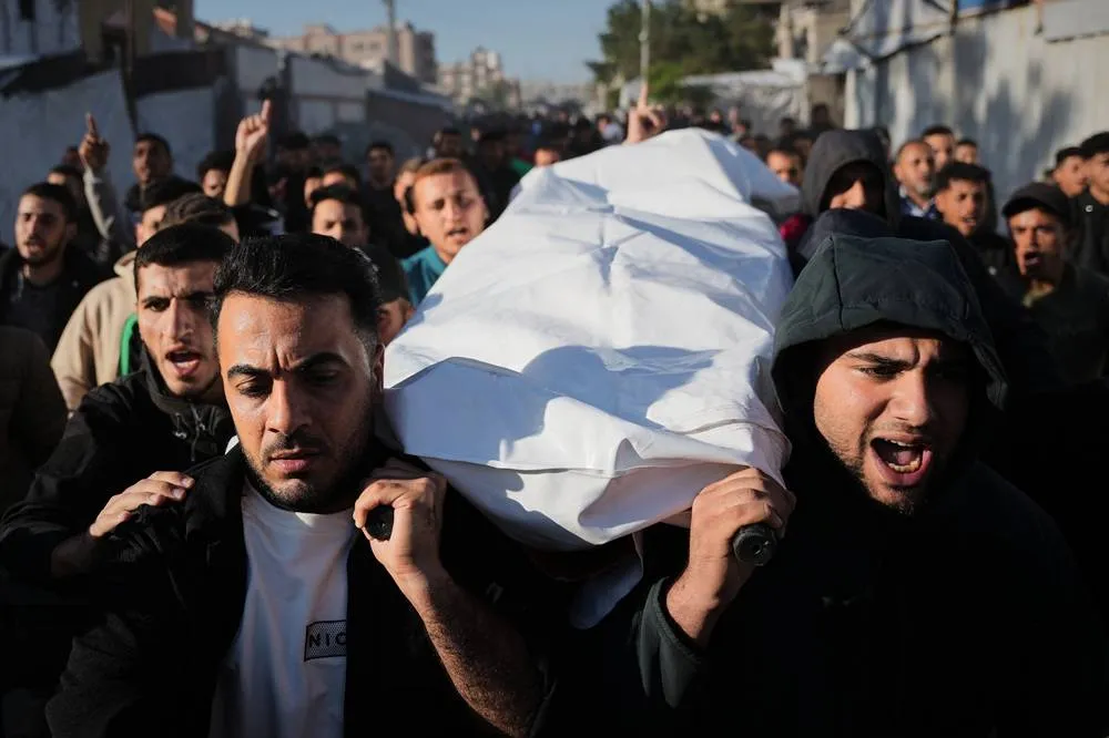مصادر: محاولة اغتيال إسرائيلية لنجل خليل الحية بغزة مصادر: محاولة اغتيال إسرائيلية لنجل خليل الحية بغزة