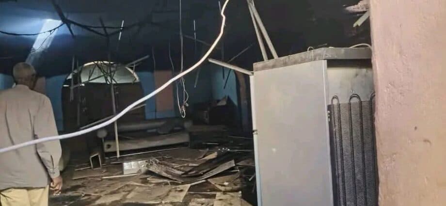 قصف مقر إذاعة في السودان قصف مقر إذاعة في السودان
