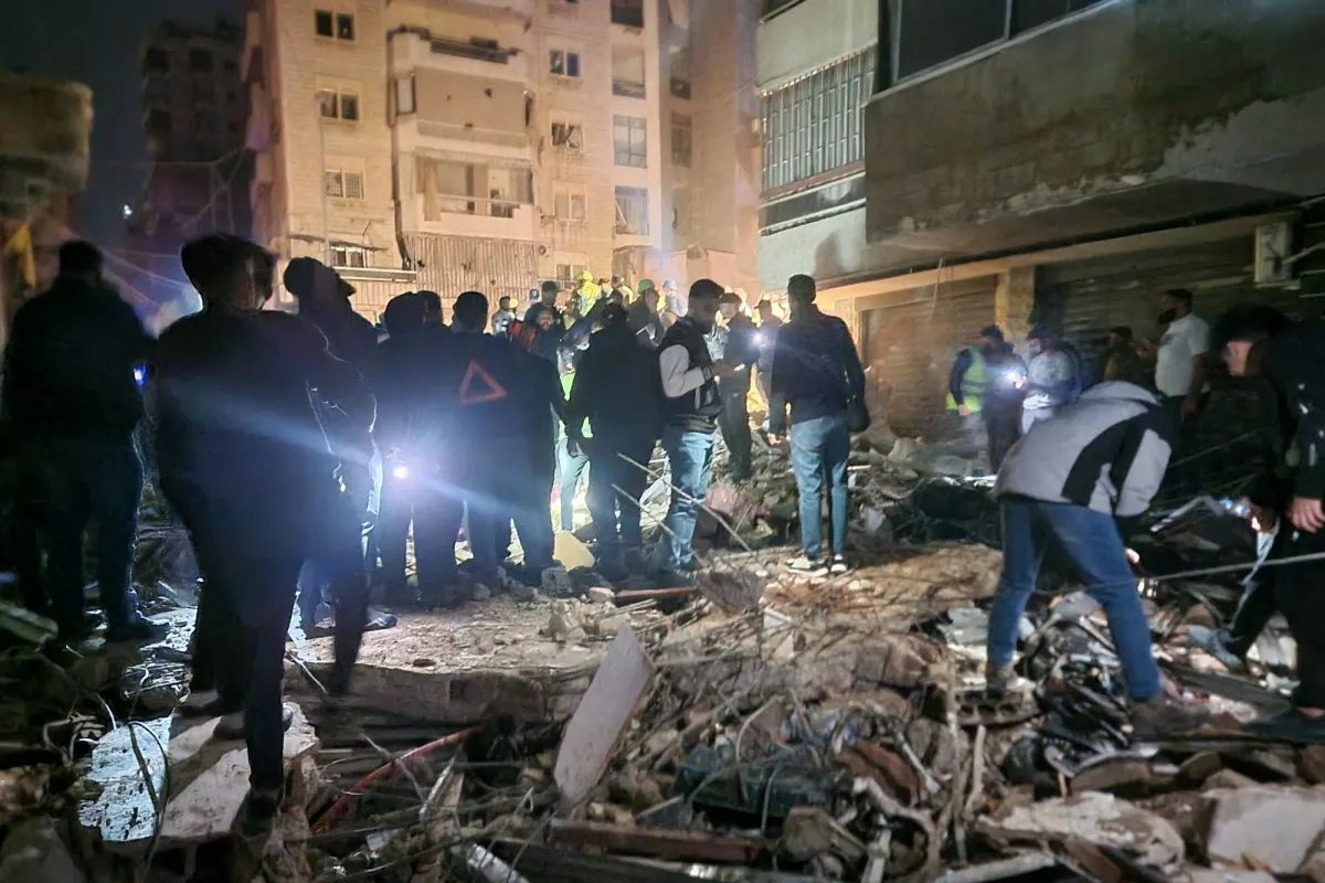 نتنياهو يعلن استهداف قائد الرضوان في غارة على الضاحية الجنوبية لبيروت نتنياهو يعلن استهداف قائد الرضوان في غارة على الضاحية الجنوبية لبيروت