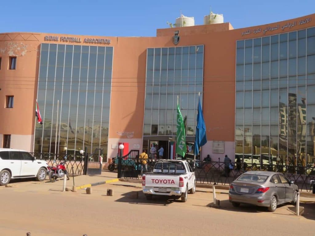 لجنة الاستئنافات باتحاد الكرة السوداني تفجر أزمة لجنة الاستئنافات باتحاد الكرة السوداني تفجر أزمة