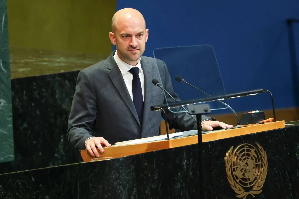 جولة موسعة لوزير الخارجية الفرنسي إلى منطقة الخليج جولة موسعة لوزير الخارجية الفرنسي إلى منطقة الخليج