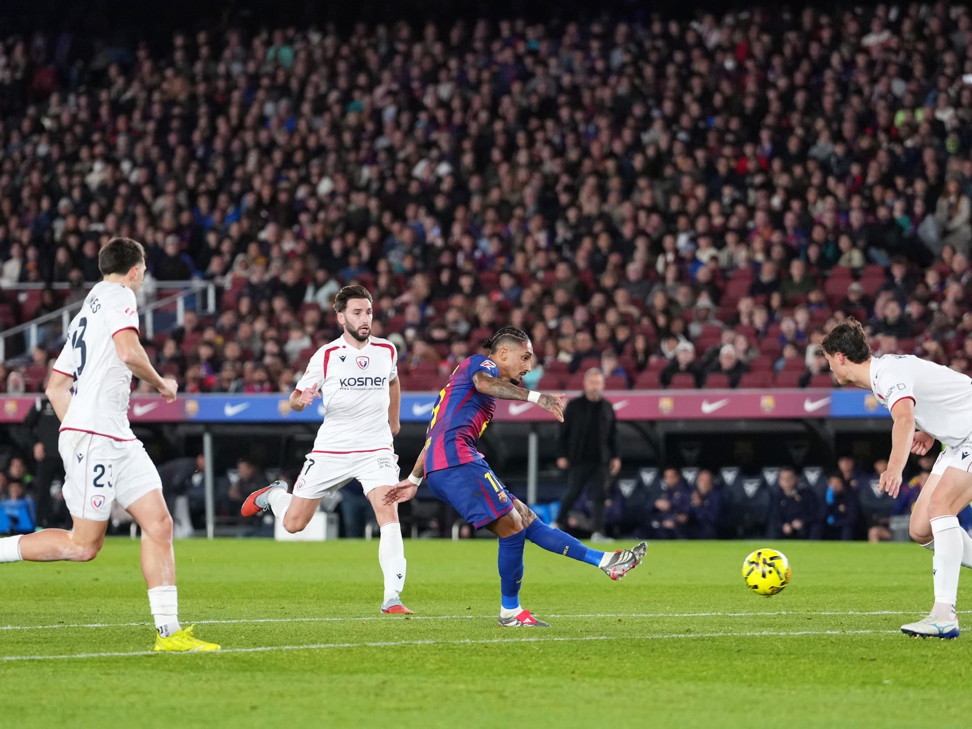 مباشر مباراة برشلونة ضد أوساسونا في الدوري الإسباني.. لحظة بلحظة مباشر مباراة برشلونة ضد أوساسونا في الدوري الإسباني.. لحظة بلحظة