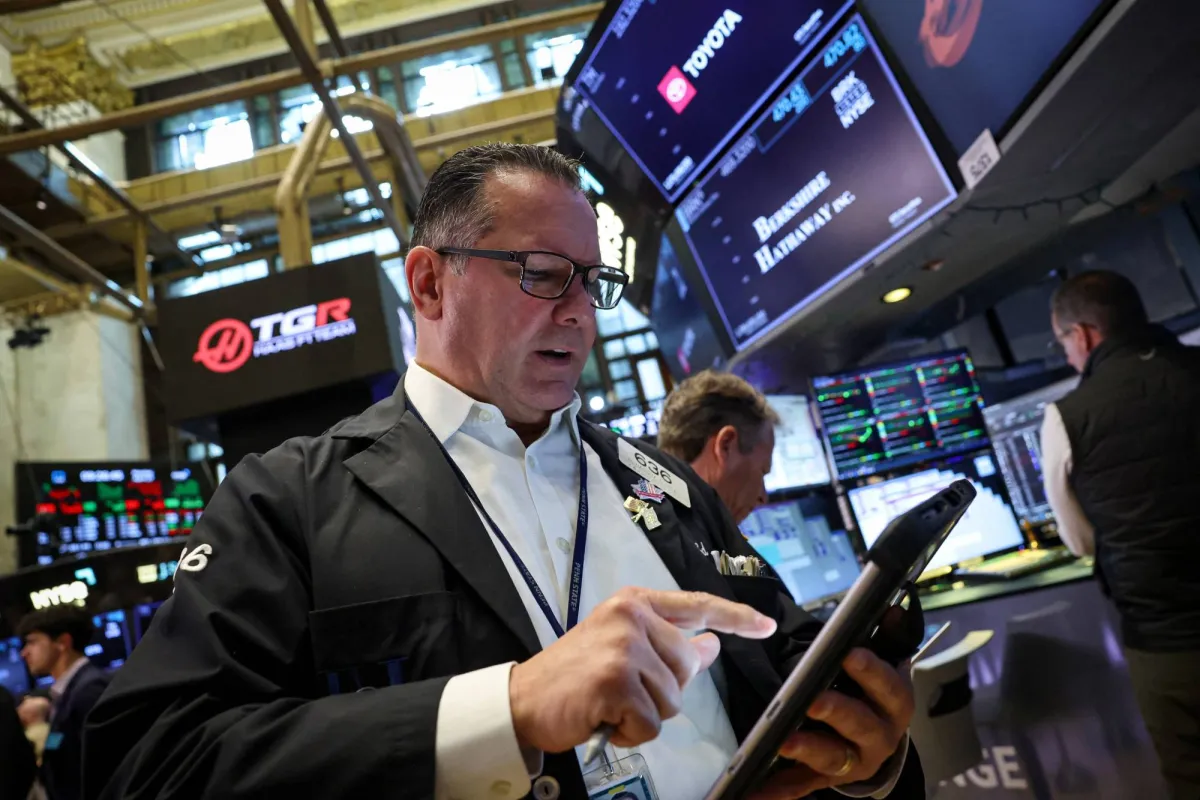 الأسواق العالمية في مهب التوترات بين صراع إيران وأزمة الذكاء الاصطناعي الأسواق العالمية في مهب التوترات بين صراع إيران وأزمة الذكاء الاصطناعي