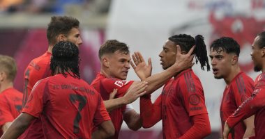 بايرن ميونخ يحتفل بلقب البوندزليجا أمام بوروسيا مونشنجلادباخ الليلة020 بايرن ميونخ يحتفل بلقب البوندزليجا أمام بوروسيا مونشنجلادباخ الليلة