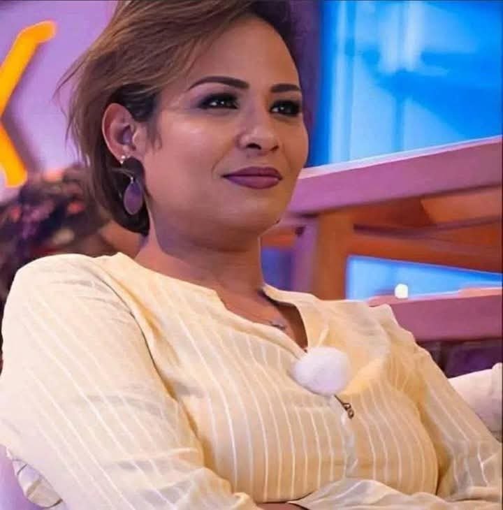 الفنانة نانسي عجاج تفجر عاصفة من الجدل بحديث عن الإمارات ومقتل والدها وأسرتها ترد ببيان ساخن020 الفنانة نانسي عجاج تفجر عاصفة من الجدل بحديث عن الإمارات ومقتل والدها وأسرتها ترد ببيان ساخن