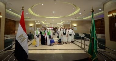 وصول طلائع حجاج السياحة إلى عرفات لأداء الركن الأعظم من الحج020 وصول طلائع حجاج السياحة إلى عرفات لأداء الركن الأعظم من الحج