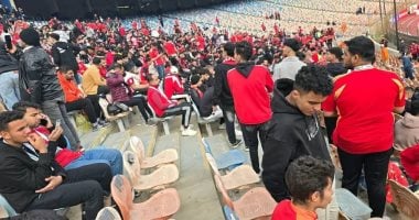 جماهير الأهلي والزمالك تزحف نحو استاد القاهرة لمتابعة القمة 129.. صور