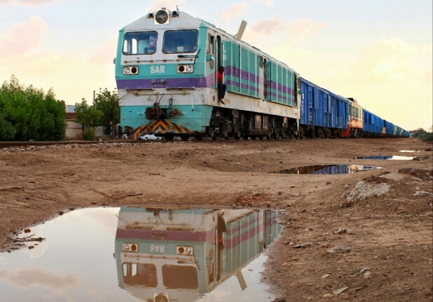 الإعلان عن موعد وصول قطار بورتسودان إلى الخرطوم020 الإعلان عن موعد وصول قطار بورتسودان إلى الخرطوم