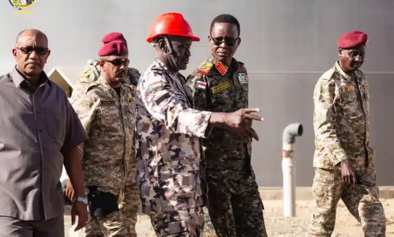 فيديو .. إنتشار كثيف للقوات الأمنية في بورتسودان والقبض على أشخاص .. استمرار القصف020 فيديو .. إنتشار كثيف للقوات الأمنية في بورتسودان والقبض على أشخاص .. استمرار القصف