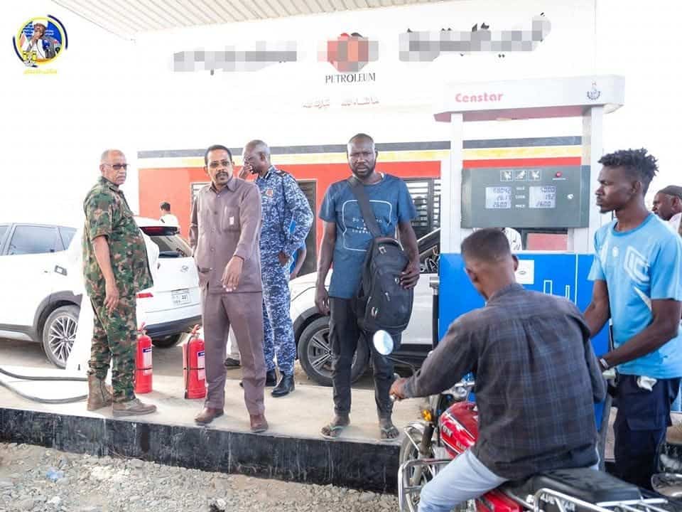 الصدمة تنحسر والوقود يتدفق.. بورتسودان تستعيد توازنها020 الصدمة تنحسر والوقود يتدفق.. بورتسودان تستعيد توازنها