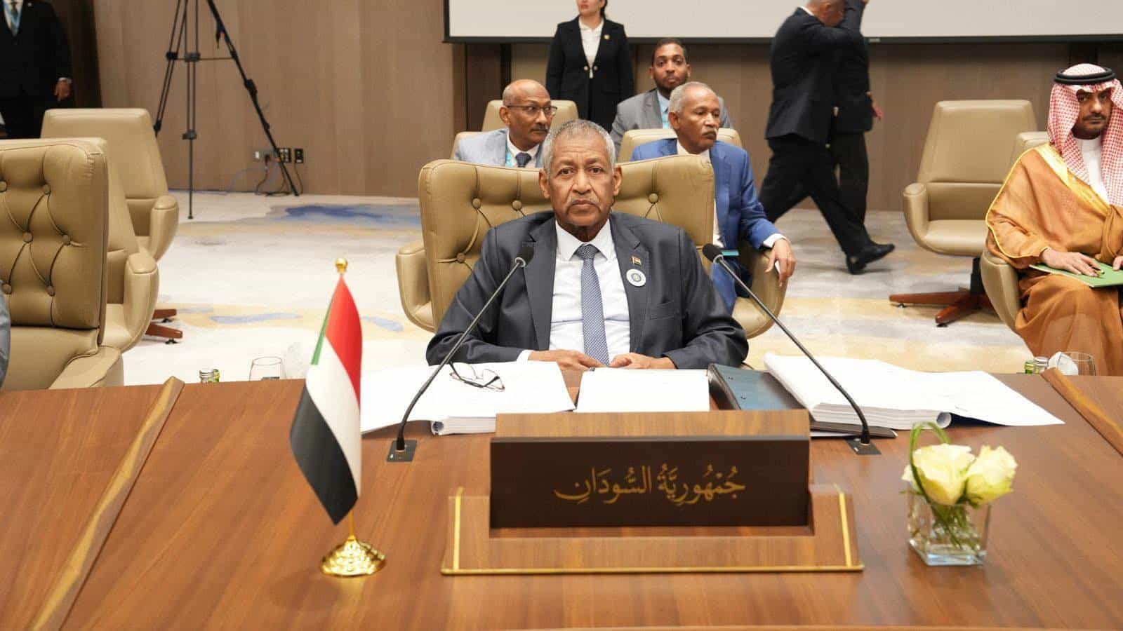 السودان يرفع شعار إعادة إعمار النقل في اجتماع جامعة الدول العربية020 السودان يرفع شعار إعادة إعمار النقل في اجتماع جامعة الدول العربية