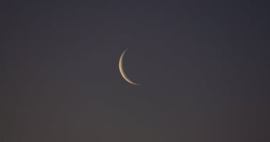 الإمارات: غدا المتمم لشهر رمضان والجمعة أول أيام عيد الفطر المبارك