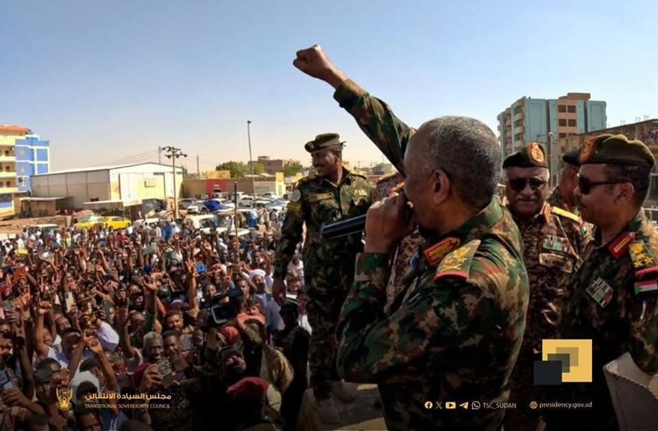 البرهان من عطبرة : سننتصر وسنعاقب كل من أساء للشعب السوداني