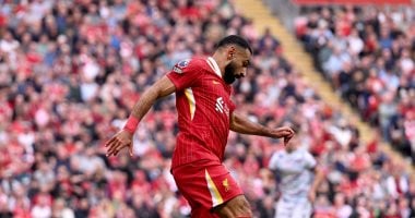 محمد صلاح يقود هجوم ليفربول أمام وولفرهامبتون وعودة أليسون