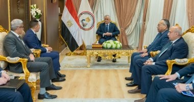 وزير الإنتاج الحربى يبحث مع تاليس مصر التعاون المشترك