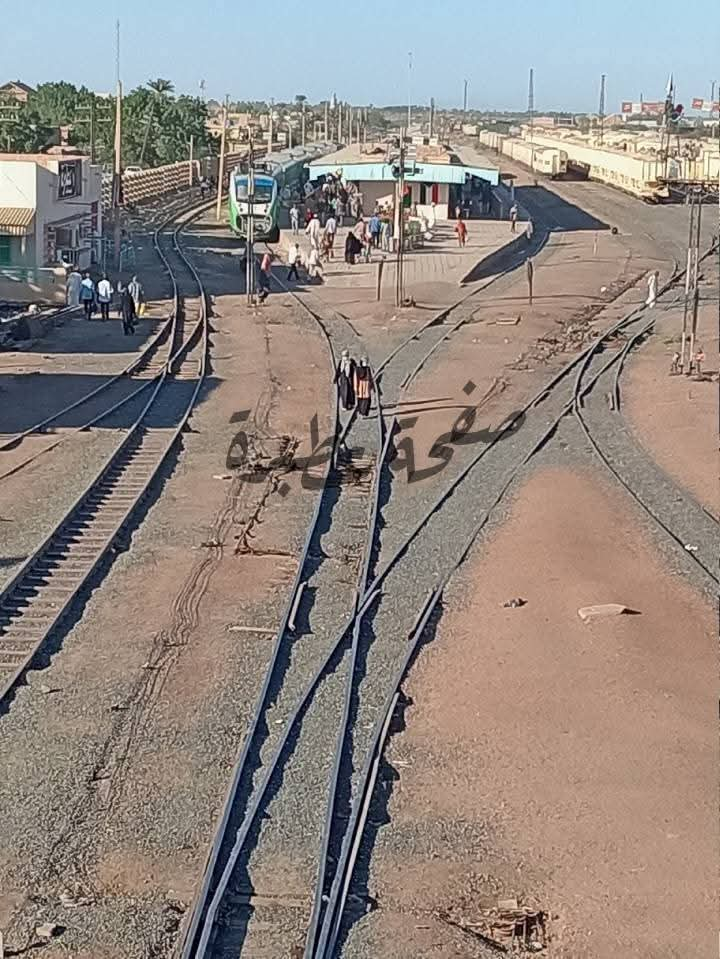 قطار عطبرة بورتسودان يخرج عن المسار