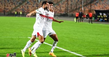 السعيد وماهر ودونجا فى وسط ملعب الزمالك أمام الأهلى بمباراة القمة