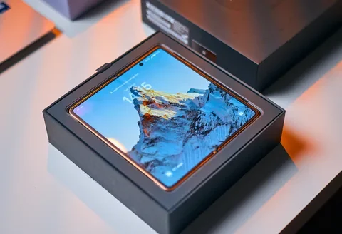 هونر ماجيك في 6: تجربة عملية للهاتف القابل للطي الجديد الذي يتفوق على سامسونج جالاكسي زي فولد 7 MWC 2026