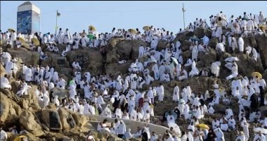 مناشدات للحجاج بعدم الخروج من خيام عرفات حتى الرابعة عصرا020 مناشدات للحجاج بعدم الخروج من خيام عرفات حتى الرابعة عصرا