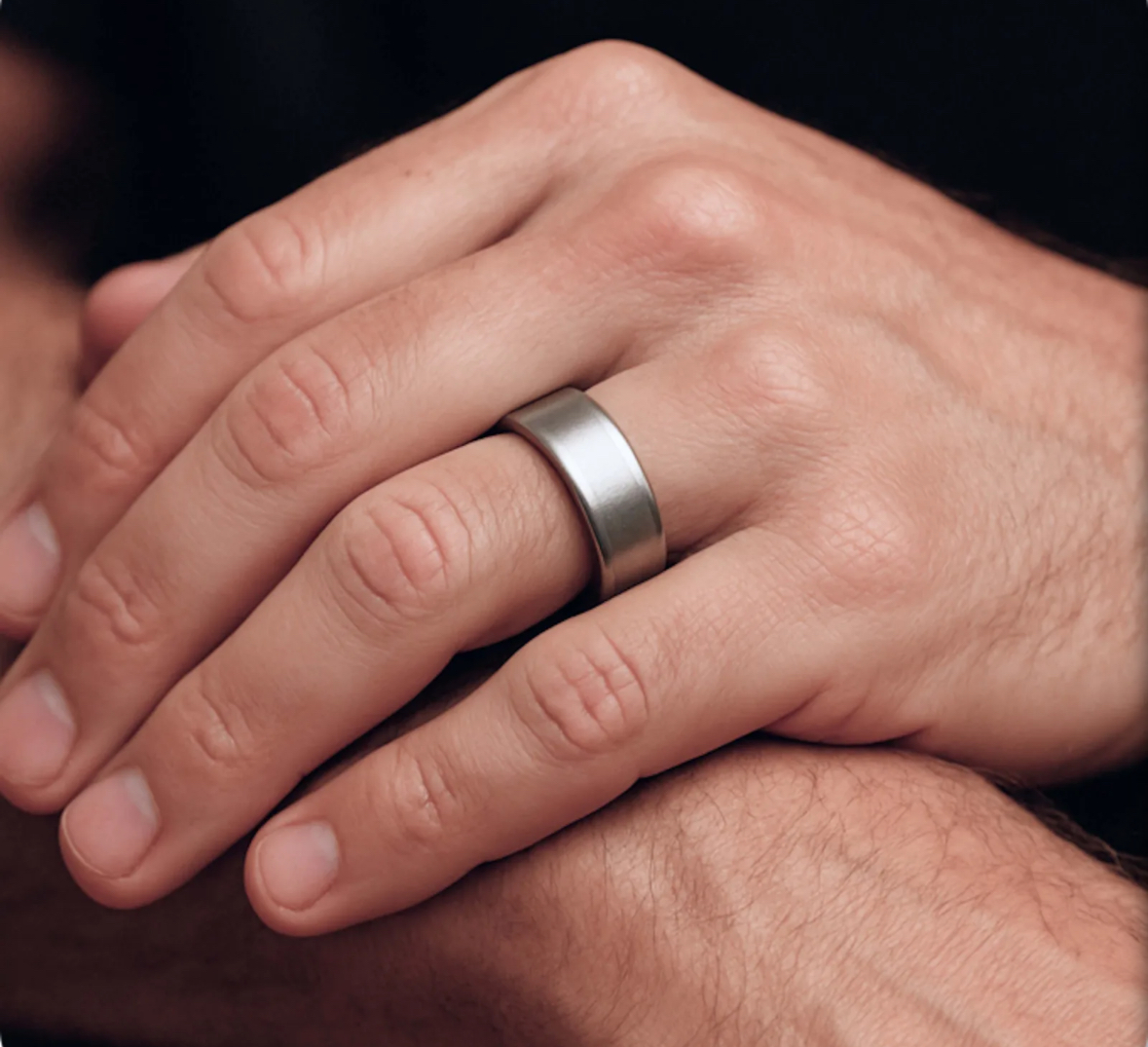 خاتم Pin Pulse الذكي يدعي قياس ضغط الدم وسكر الدم هل ينجح حقا