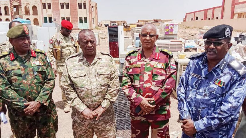 والي الجزيرة يقف على الضبطية الكبيرة لكردون منطقة الباقير الصناعية بمحلية الكاملين020 والي الجزيرة يقف على الضبطية الكبيرة لكردون منطقة الباقير الصناعية بمحلية الكاملين