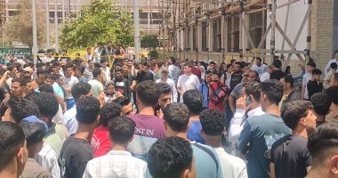 طلاب جامعة الزقازيق يطالبون بمحاسبة المسؤولين عن وفاة زميلتهم روان ناصر020 طلاب جامعة الزقازيق يطالبون بمحاسبة المسؤولين عن وفاة زميلتهم روان ناصر