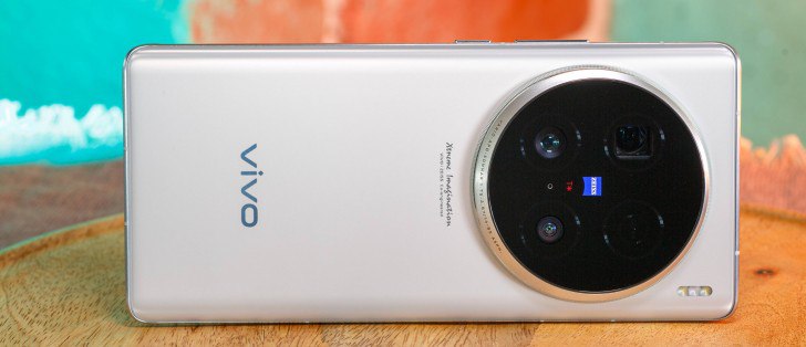 تسريب مواصفات كاميرا هاتف vivo X200 Ultra