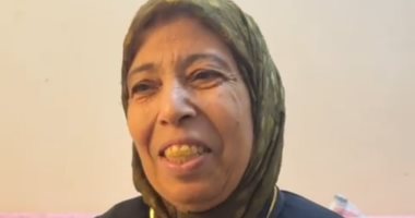 عملت فى الهاند ميد وزوجها متغيب من 29 سنة.. الأم المثالية بقنا: نفسى فى رحلة حج