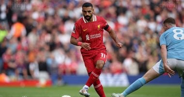 أندية الدوري السعودي تلاحق محمد صلاح بعرض قياسي في يناير