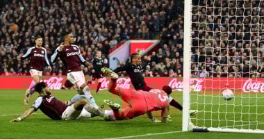 أستون فيلا ضد تشيلسى.. تقدم البلوز 2  1 فى شوط أول مثير فيديو