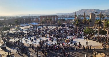 مسجد وأطلال كنيسة داخل معبد.. الآلاف بساحة أبو الحجاج الأقصرى فى مولده.. فيديو