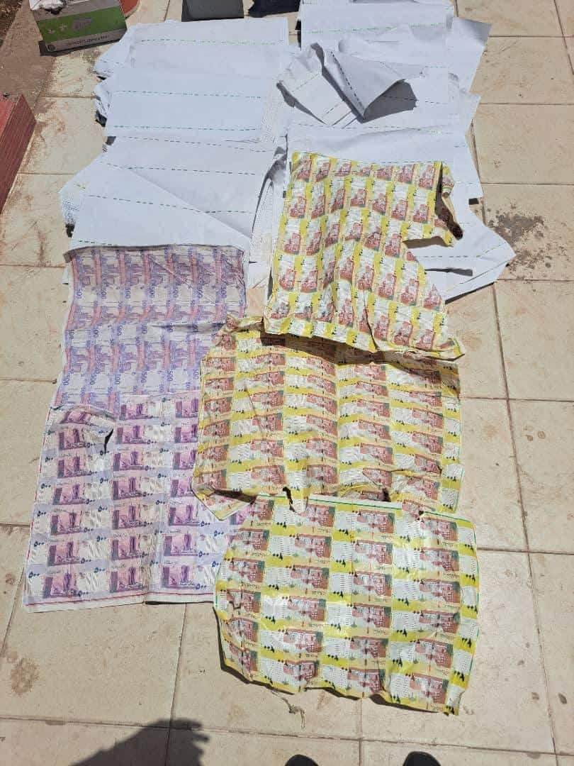 مباحث الخرطوم تفكك أخطر شبكة لتزييف العملة020 مباحث الخرطوم تفكك أخطر شبكة لتزييف العملة