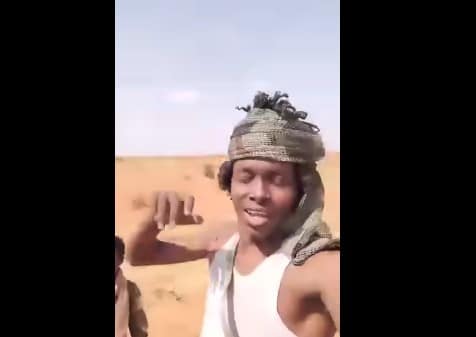 سيلفي يتحول إلى كارثة في قلب معركة الخوي شاهد الفيديو020 سيلفي يتحول إلى كارثة في قلب معركة الخوي شاهد الفيديو