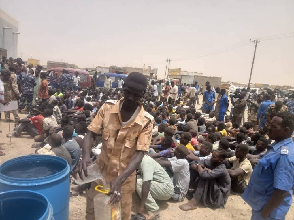 شبكات المخدرات والجوازات المزورة في قبضة الأمن.. بورتسودان تستعيد أمانها020 شبكات المخدرات والجوازات المزورة في قبضة الأمن.. بورتسودان تستعيد أمانها
