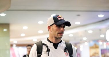 شاهد بالفيديو لحظة وصول زيزو لنادى الزمالك لأول مرة بعد انقطاع 24 يوما020 شاهد بالفيديو لحظة وصول زيزو لنادى الزمالك لأول مرة بعد انقطاع 24 يوما