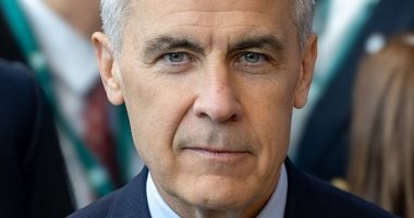 كندا تعلن خطة بـ35 مليار دولار لتطوير قواعد الدفاع في شمال البلاد