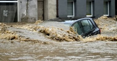 تعليق الدراسة في جزيرة صقلية بسبب فيضانات عارمة