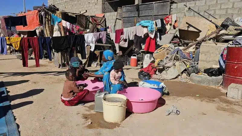 لاجئون في العراء.. ليبيا تحرق المخيمات والسودانيون يصرخون020 لاجئون في العراء.. ليبيا تحرق المخيمات والسودانيون يصرخون