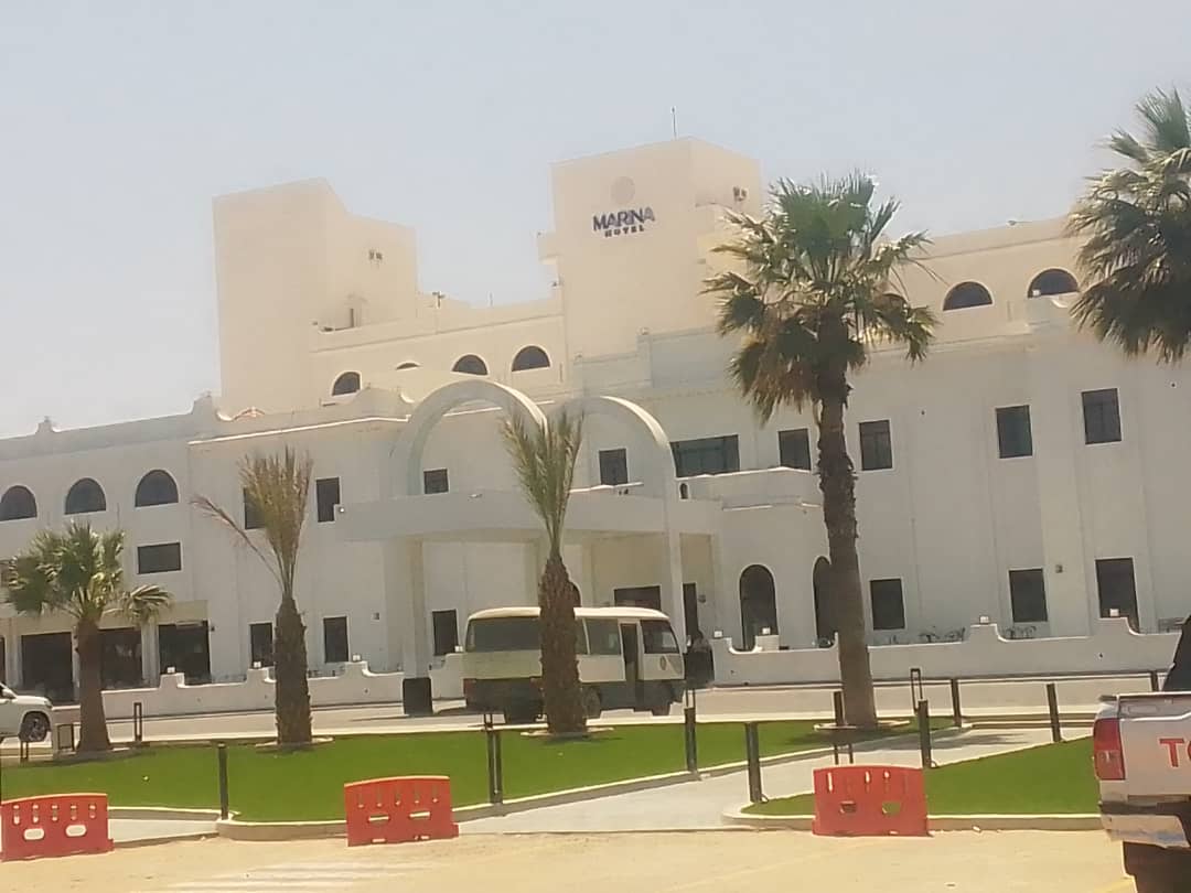 مدير فندق مارينا : لا علاقة لـ الفندق بجهات عسكرية والاضرار طفيفة020 مدير فندق مارينا : لا علاقة لـ الفندق بجهات عسكرية والاضرار طفيفة