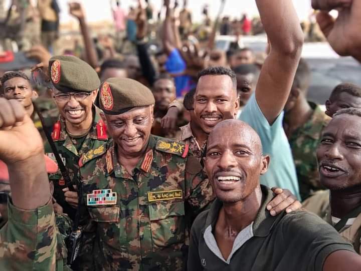 العطا : عملية دمج القوات المساندة للجيش ستتم قريبا وستشمل الجميع بلا استثناء