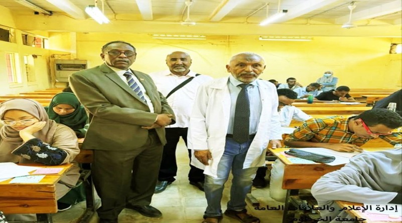 جامعة الخرطوم  7605  طالبا وطالبة يجلسون لإمتحانات الدورة الخامسة 