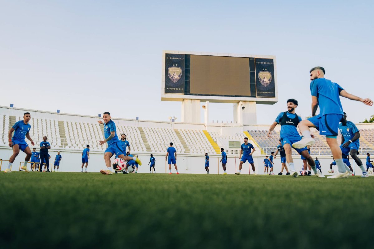 كأس آسيا وأفريقيا بين عراقة الأهلي المصري وجموح العين الإماراتي